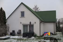 Dom wolno stojący w pobliżu Krosna Odrz.